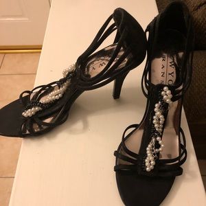 Dressy shoes, open toed